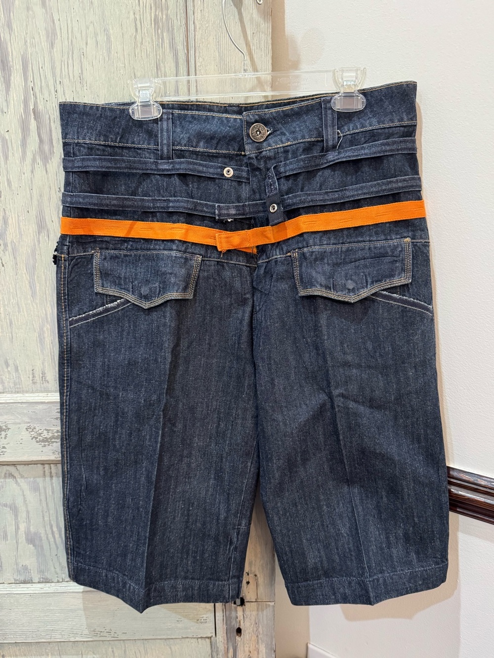 Vintage Marithe Francois
Girbaud Size 36 JORTS Jean Shorts 3 snap streetwear